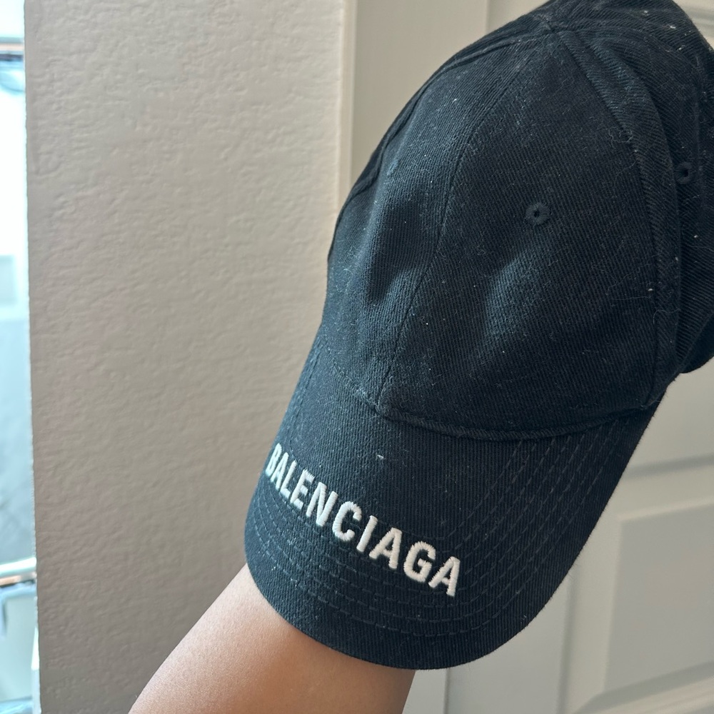 Balenciaga hat!!